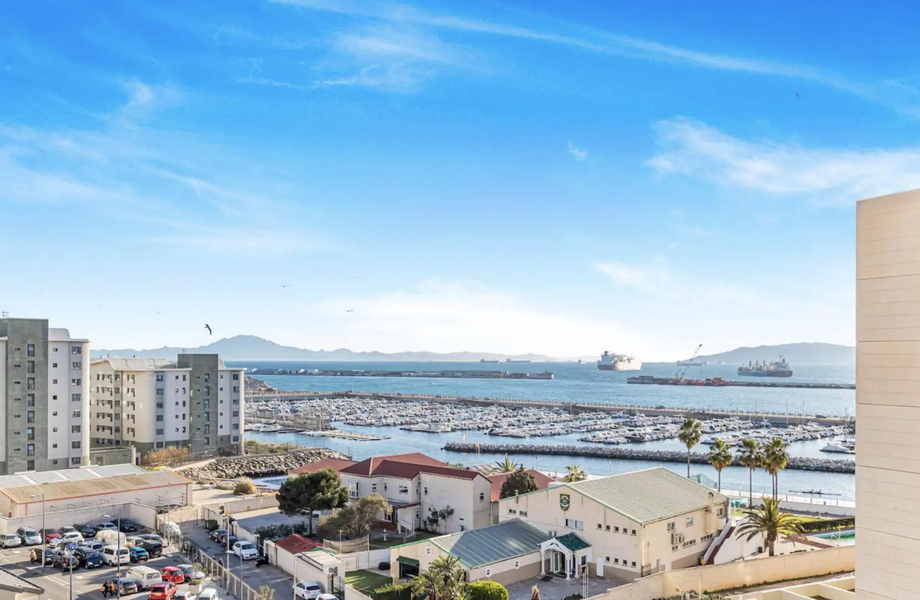 West One Studio Apartments Gibraltar Exterior photo