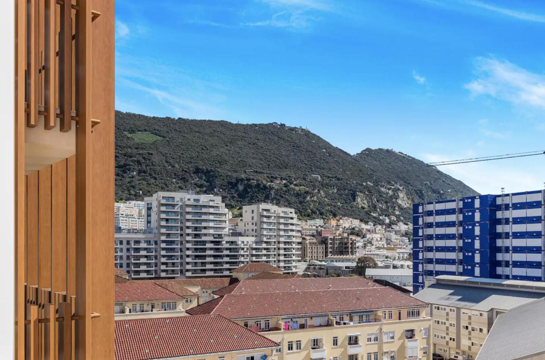 West One Studio Apartments Gibraltar Exterior photo