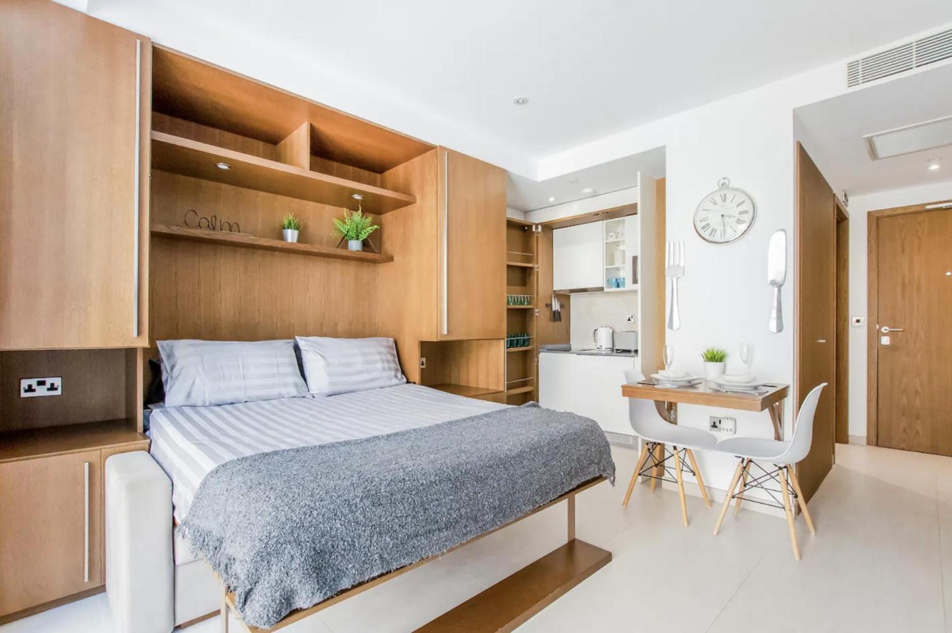 West One Studio Apartments Gibraltar Exterior photo